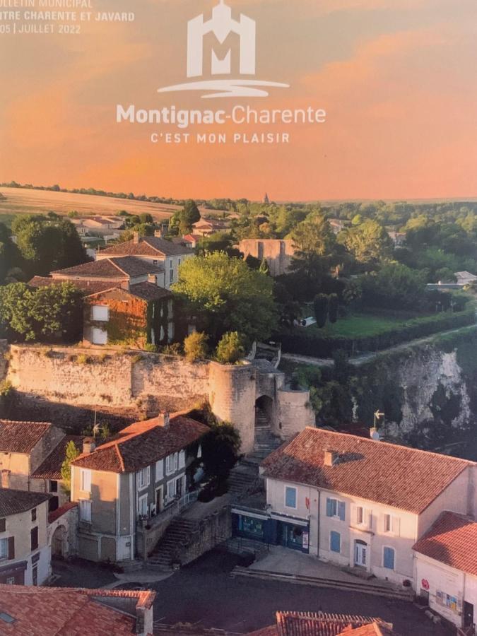 La Maison De Josephine Montignac-Charente Exterior photo
