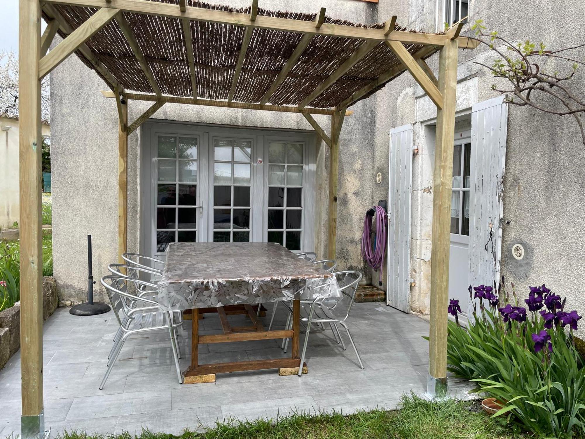 La Maison De Josephine Montignac-Charente Exterior photo